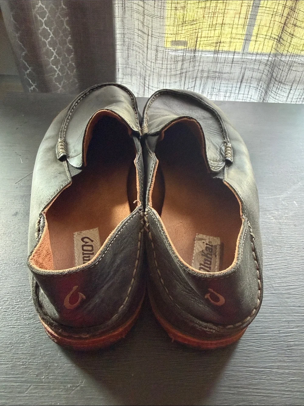 OluKai timeless black